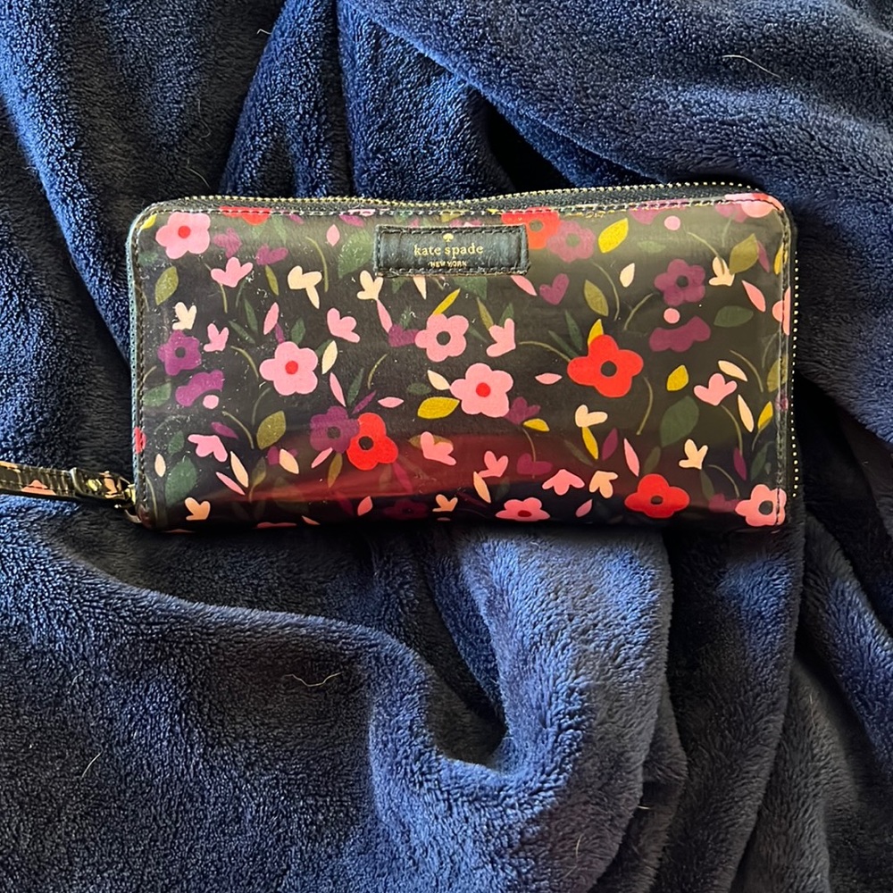 Kate spade ♠️ wallet
